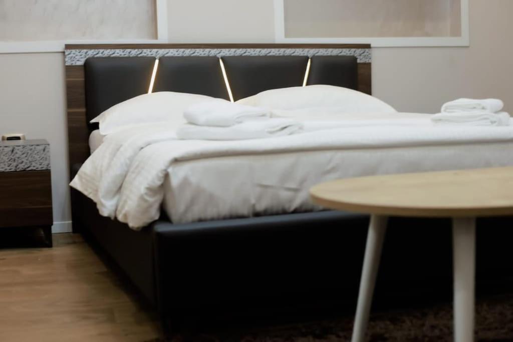 Ferienwohnung Grandpa House App.1 Tirana Exterior foto